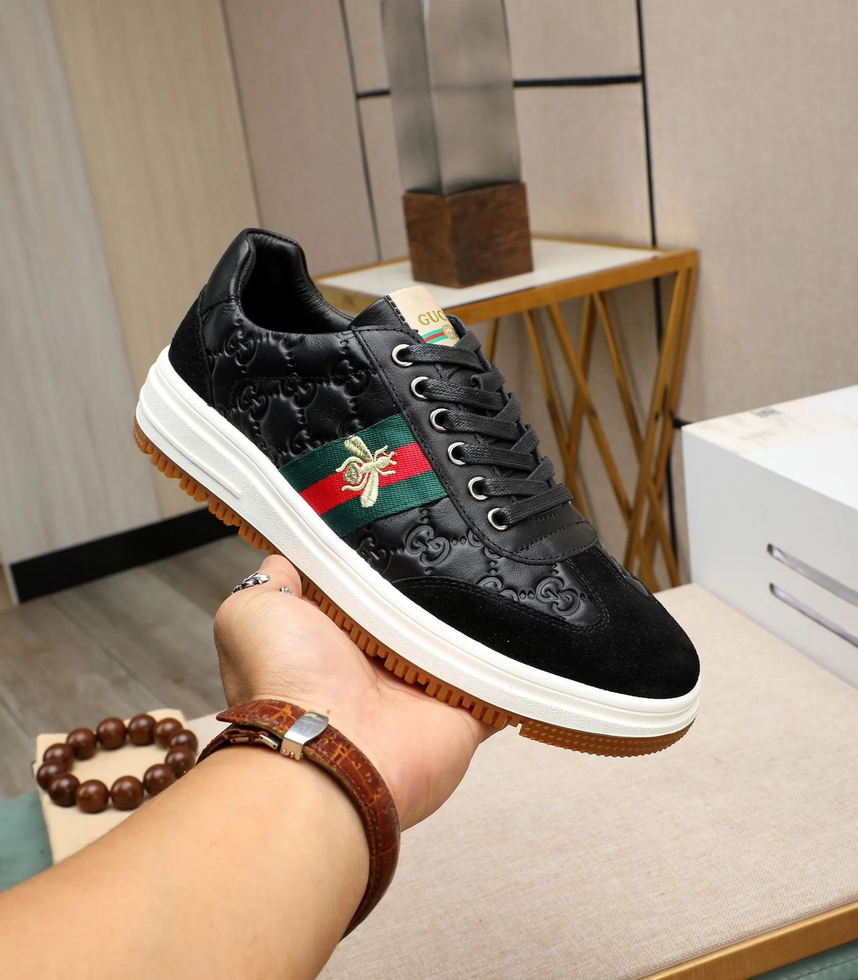 Men's shoes💰440 GUCCI🔍🔍2024 latest spring style On sale at the same time at the counter, original calfskin imported from Italy, genuine leather lining, (high-end, luxury, and class) exquisite workmanship, soles: original soles specially provided by the original factory, ⚠Exclusive double-layer movable molded soles are super comfortable⚠, real photos🎬The real ones are better🔍🔍"High quality·Follow the order" code number 38-44